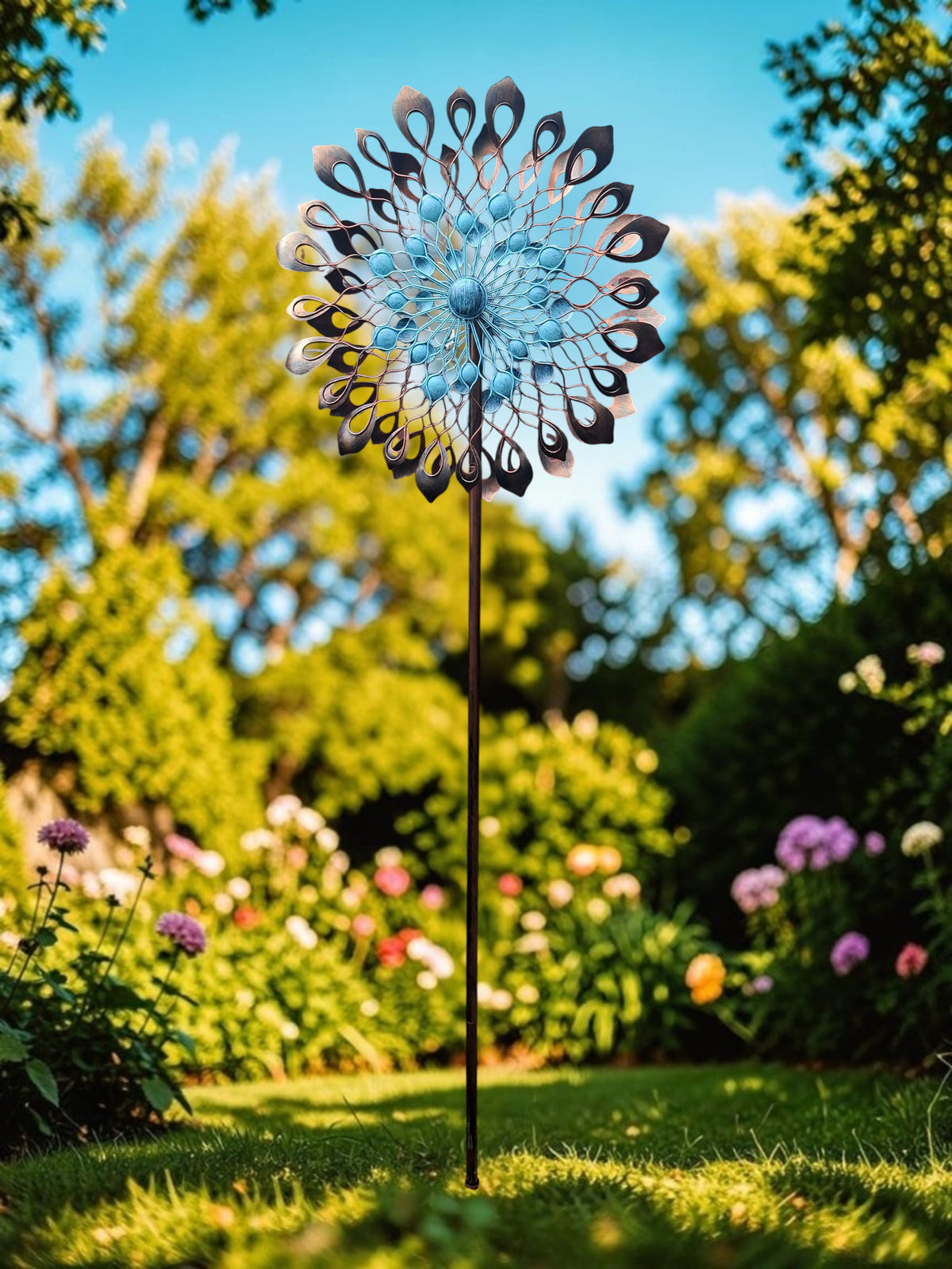 Dahlia tuindecoratie – sfeerbeeld